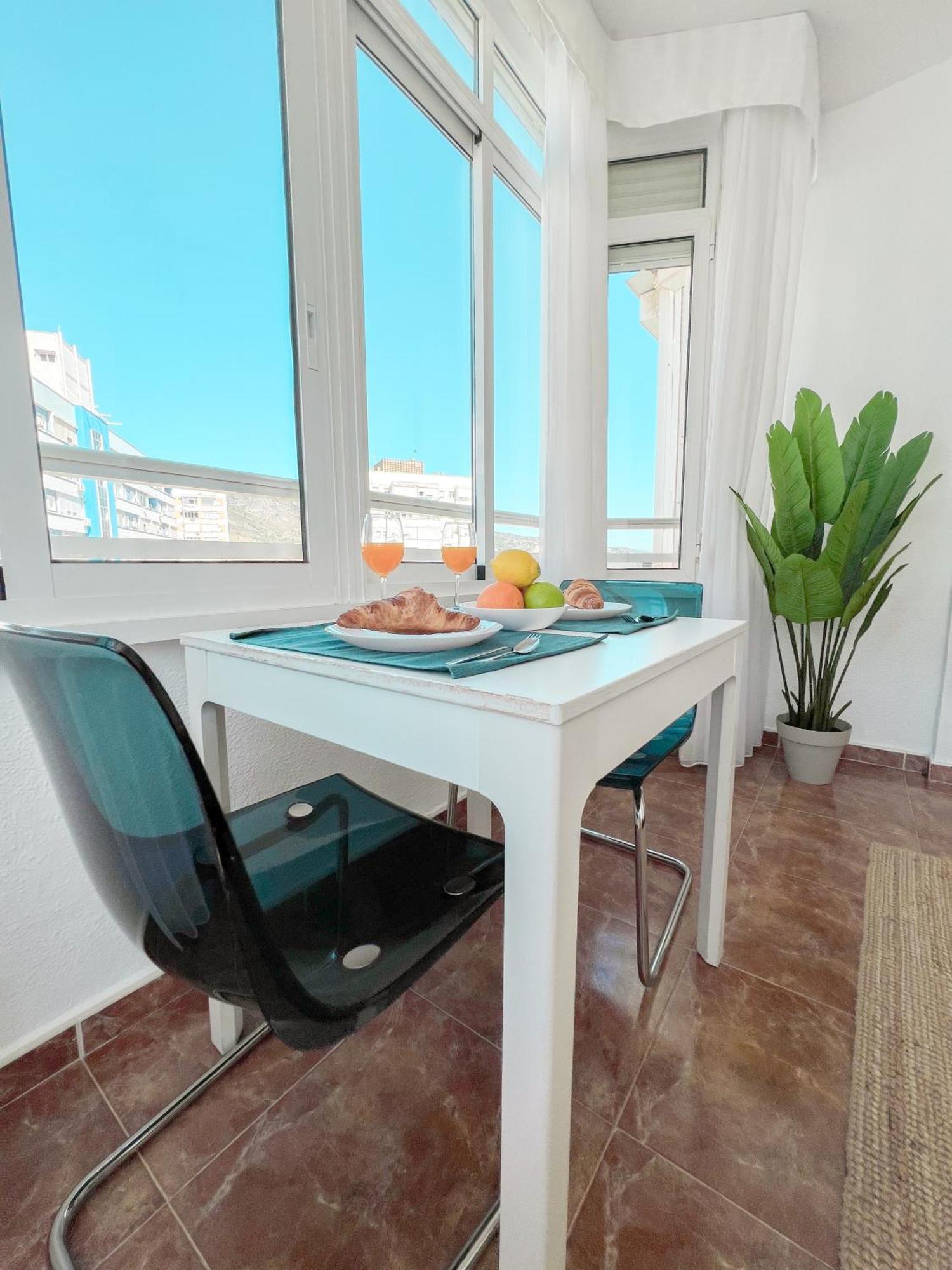 Cozy & Bright Flat Torremolinos Centre Apartment Exterior photo